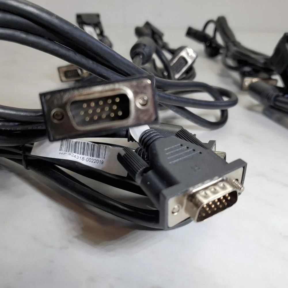 Lot of 6 Genuine HP 924318 Male To Male C2G VGA D-SUB Monitor Cable 15 P 5' New